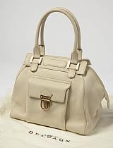 DELVAUX 